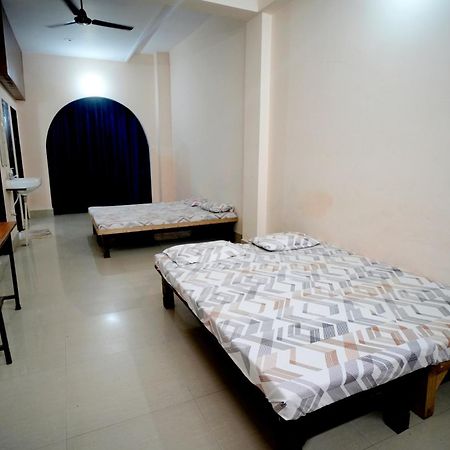 Banaras Gully House 500 Ft From The Ghats Varanasi Eksteriør billede