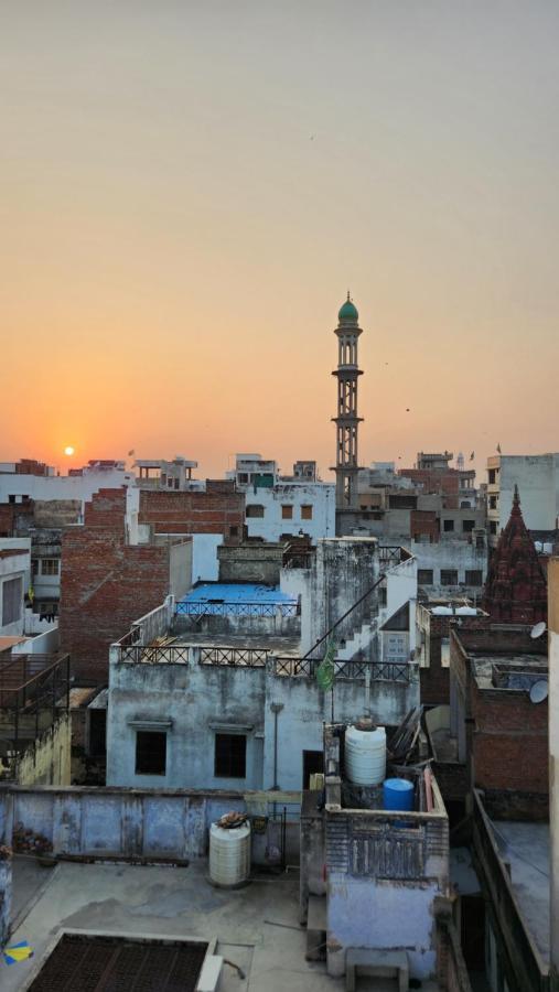 Banaras Gully House 500 Ft From The Ghats Varanasi Eksteriør billede