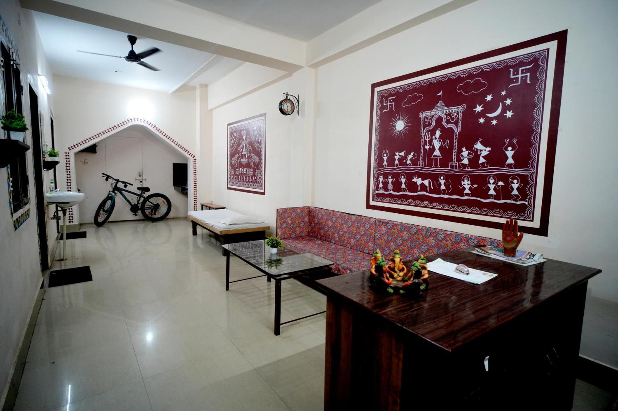 Banaras Gully House 500 Ft From The Ghats Varanasi Eksteriør billede